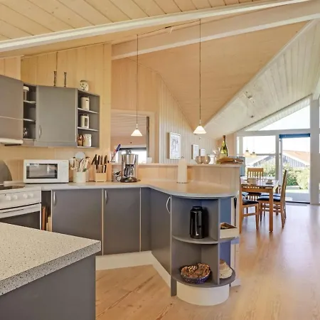 Holiday home Brynjolf