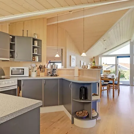 Brynjolf - 350m To The Fjord By Interhome *