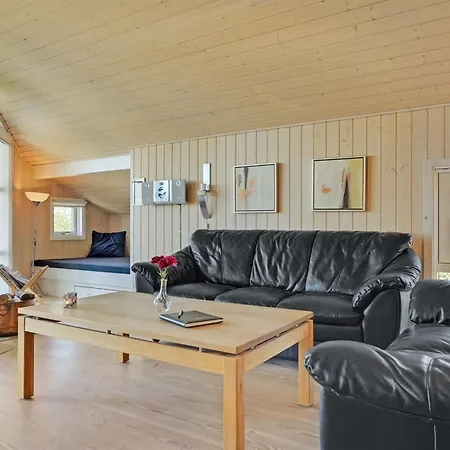 Holiday home Brynjolf - 350m To The Fjord By Interhome *